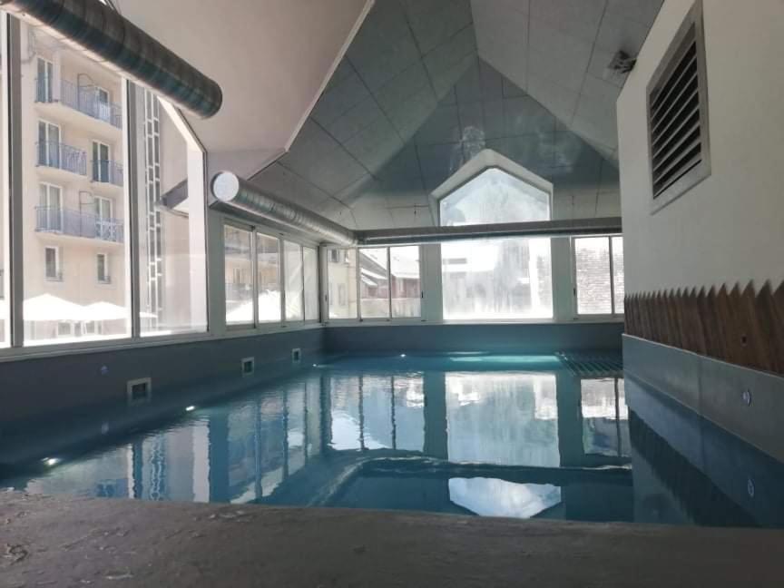 Appartement Prive Dans Residence Balneo Aladin Cauterets Εξωτερικό φωτογραφία